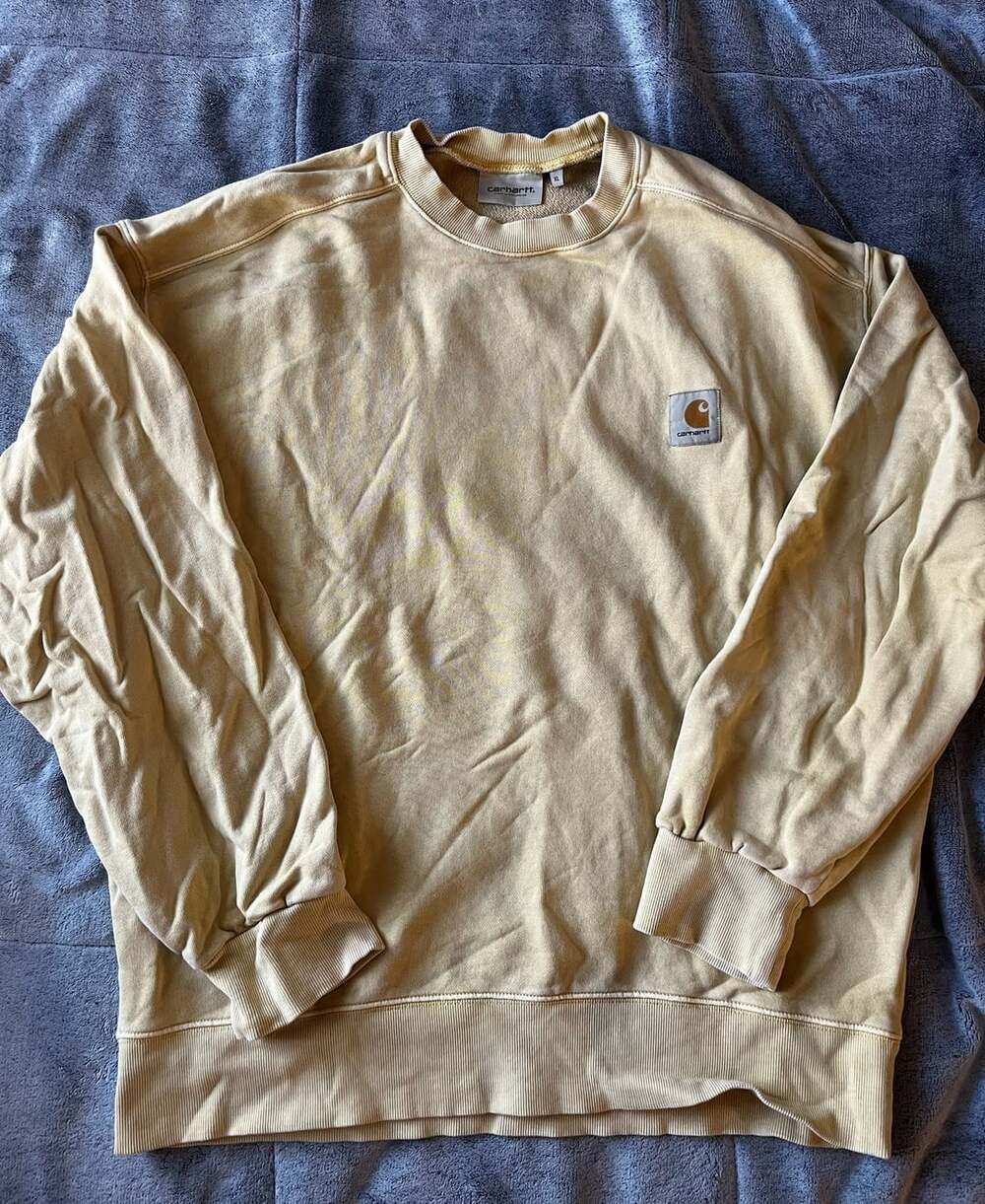 Carhartt WIP Sweatshirt Size XL Yellow Logo Patch Crewneck